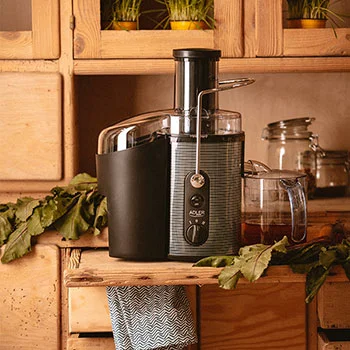 Adler sokovnik AD4125-1