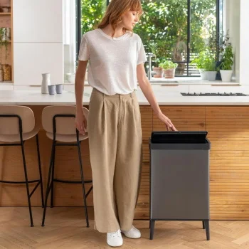 Curver kanta za otpatke 54l sa nogicama Verto pearl blue CU 00394-Y81-2