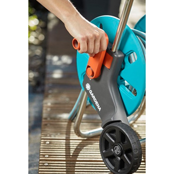 Gardena kolica sa crevom prskalicom i nastavcima AquaRoll S set GA 18502-20-4