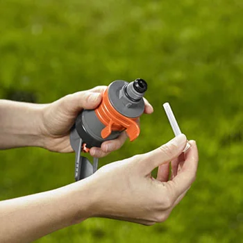 Gardena turbinska prskalica sa postoljem GA 08143-20-2 Gardena turbinska prskalica sa postoljem GA 08143-20-2