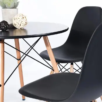 Trpezarijska garnitura okrugli sto sa 4 plastične stolice Aurora crna-1