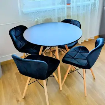 Trpezarijska garnitura Freja okrugli sto i 4 plišane stolice crna-3