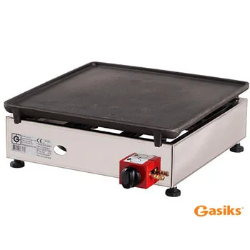 Gasiks Tradicija plinski roštilj 40×40 sa glatkom GUS pločom 440 Gasiks Tradicija plinski roštilj 40×40 sa glatkom GUS pločom 440