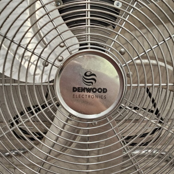 Iskra podni ventilator metalni 160W 48cm FF-500A-2