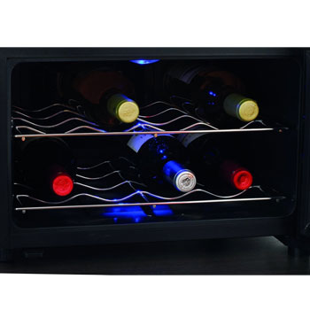 Caso frižider za vina WineCase 8