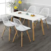 Trpezarijska garnitura sto sa drvenim nogarima i 4 stolice Skandi bela