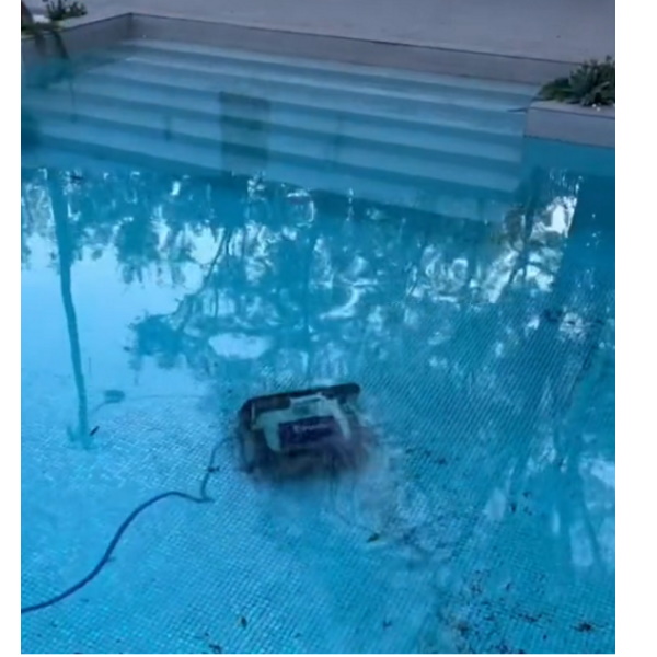 Diasa robot za čišćenje bazena Nero Master-5