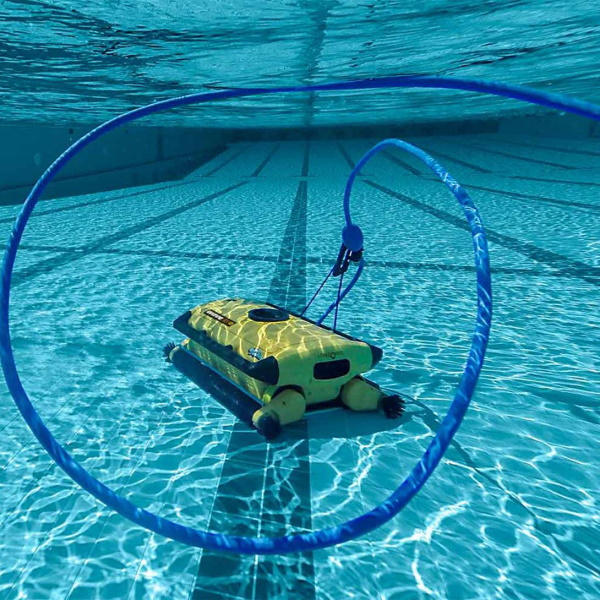 Dolphin robot za javne bazene Wave 300XL-5
